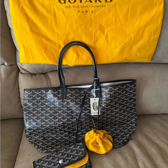 Goyard Handbags - Goyard Brown Chevron Saint Louis Tote with Black Trim